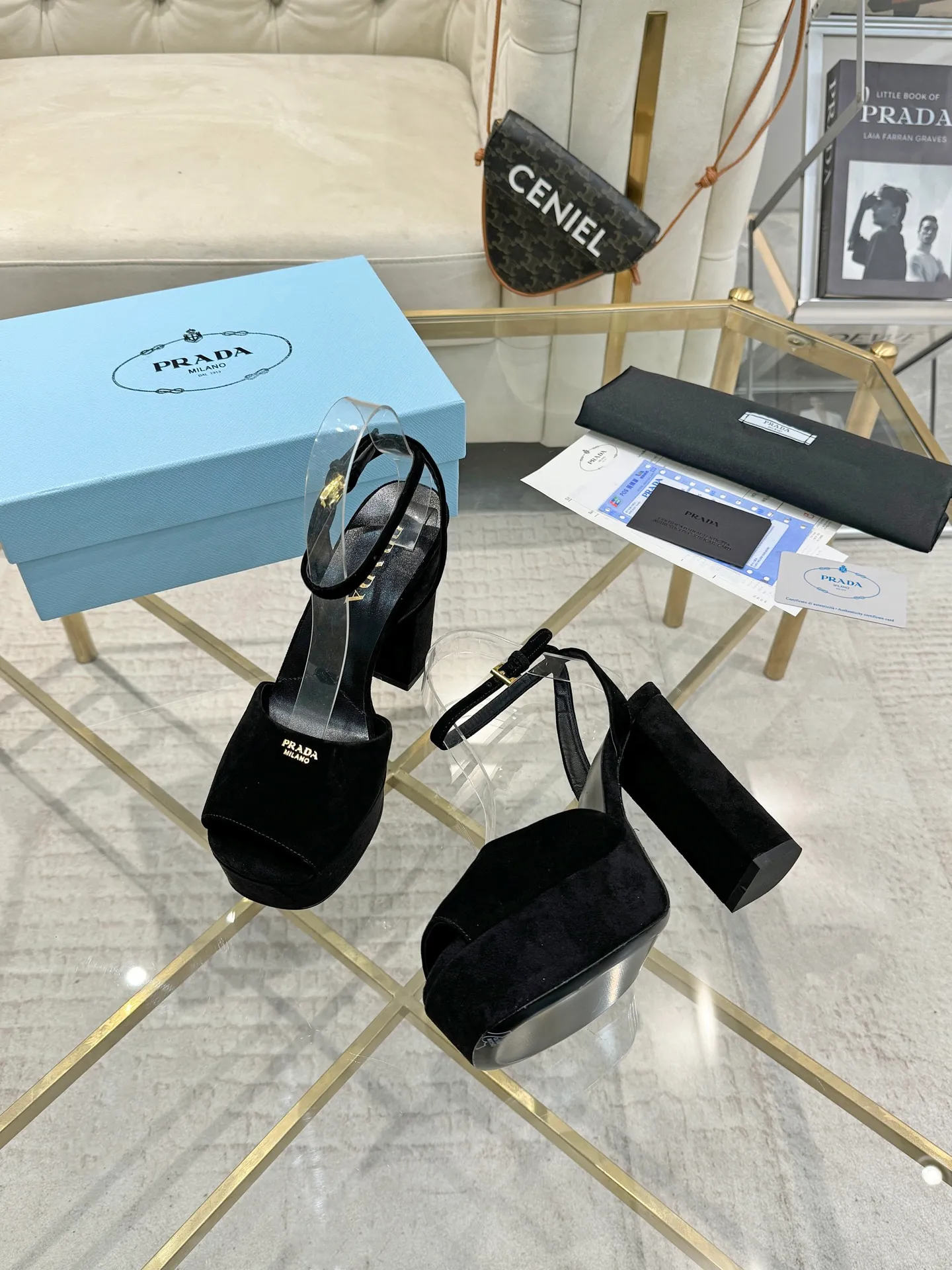 👟👟Ex-factory price 600👟👟 (imitation leather bottom-20) New arrival 👉Ready stock👈Remove the original board and make a 1:1 replica‼ ️The highest version ✅ Prada's early spring catwalk hot style 😘The latest spring style thick square toe water platform series (genuine leather outsole), (simulated leather sole) goddess must-have for super beautiful feet 👉The upper is made of imported original calfskin, soft and textured, lining + foot pads, imported sheepskin lining, breathable and comfortable, private model water platform, heel, water platform 3.5M, heel height 12M Code number 35M-39M (34 40 41 42 43 is custom-made and cannot be returned or exchanged)